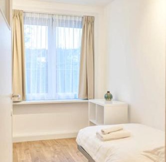 Sint-Amandsberg Apartment | Chic 3-BR Oasis in Ghent - Stylish Interiors