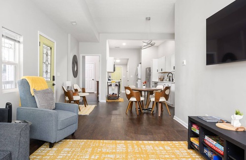 Fountain Square House | Chic 3BR w/Fire Pit & Private Yard
