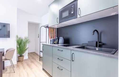 Quartier de la Porte-Saint-Denis Apartment | Chic 4-Star Studio Only 10 Minutes from Le Marais