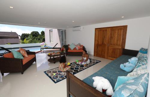 La Misere Apartment | Chic 4BR Villa with Private Pool by Cliffhanger Villas