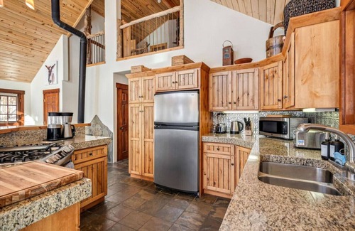 Fairplay Cabin | Chic 5bedroom 4.5bath Secluded Mountain Cabin