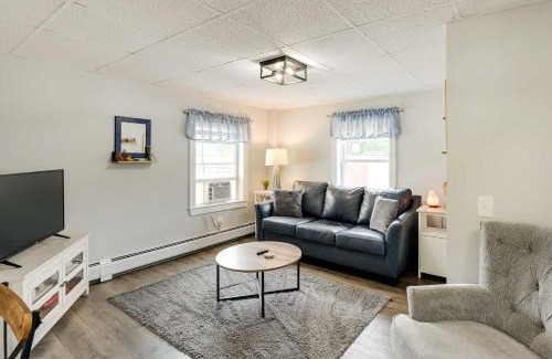 Dover-Foxcroft Apartment | Chic and Central Apartment about 6 Mi to Sebec Lake!