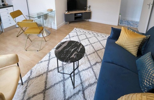 Brunoy Apartment | Chic and charming flat in city center - 25min from Paris