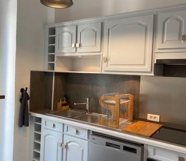 Riquier Apartment | Chic and Cosy apartment GV Port Garibaldi