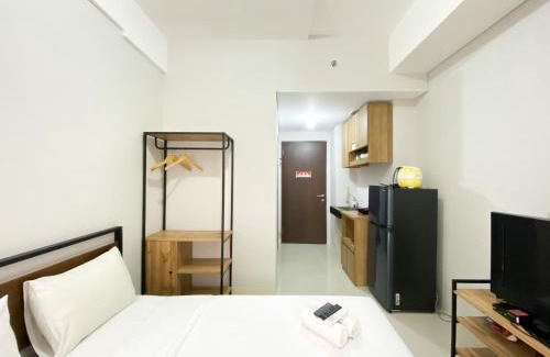Bekasi Timur Apartment | Chic and Cozy Studio Apartment at Transpark Juanda Bekasi By Travelio