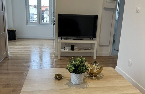 Chatillon Apartment | Chic and modern apartment