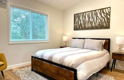 Orinda Apartment | Chic and Petite 1-Bedroom ADU with Private Entrance in peaceful Orinda