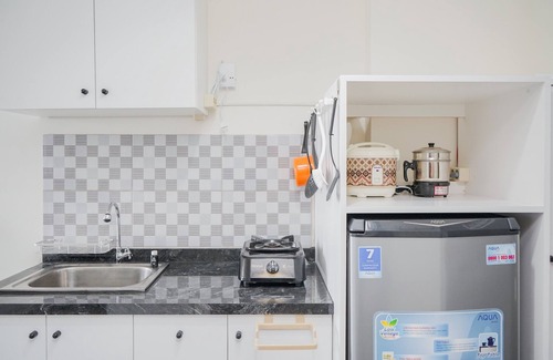 Pondok Aren Apartment | Chic and Spacious Studio at Bintaro Icon Apartment