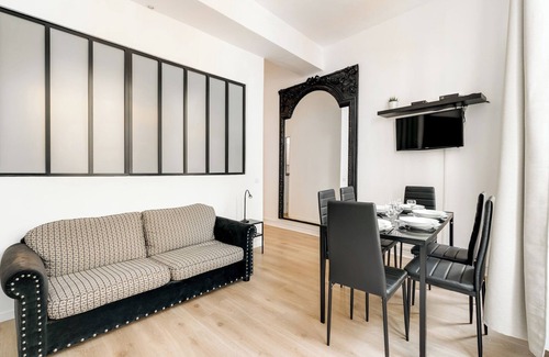 Saint-Germain-des-Pres Apartment | Chic apartment - 2BR/5P - Boulevard Saint-Germain