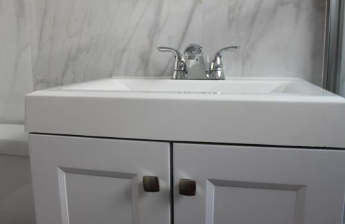 Mid-City Apartment | Chic Apartment