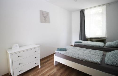 Wuppertal Apartment | Chic Apartment with Balcony