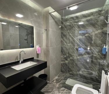 Al Swaifyeh Apartment | Chic Apartments For Rent ave0-2