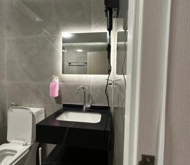 Al Swaifyeh Apartment | Chic Apartments For Rent ave0-4