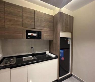 Al Swaifyeh Apartment | Chic Apartments For Rent ave1-3