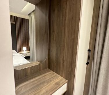Al Swaifyeh Apartment | Chic Apartments For Rent ave1-6