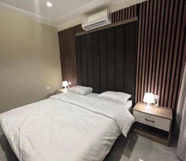 Al Swaifyeh Apartment | Chic Apartments For Rent ave2-3
