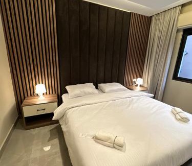 Al Swaifyeh Apartment | Chic Apartments For Rent ave0-5