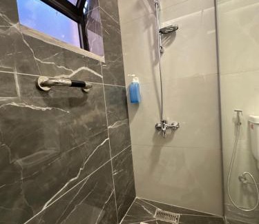 Al Swaifyeh Apartment | Chic Apartments For Rent ave0-6