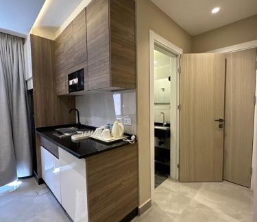 Al Swaifyeh Apartment | Chic Apartments For Rent ave0-9