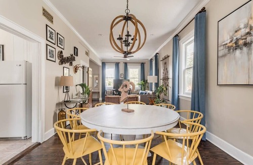 Historic Downtown Savannah House | Chic, Artisan Cottage | Near Forsyth Park