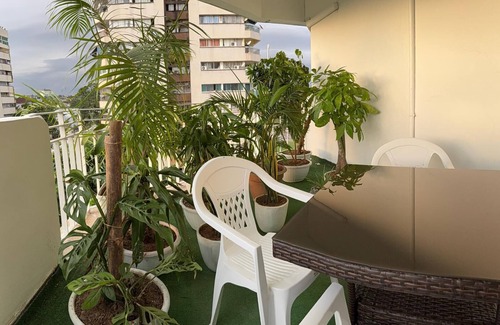 Riviera 2 Apartment | Chic, central, convenient, bank, shops, football/basketball field Riviéra Golf 1
