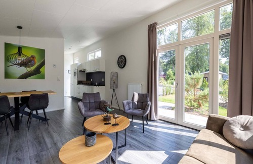 Bosgebied Hoenderloo Ski Chalet | Chic Chalet in Hoenderloo