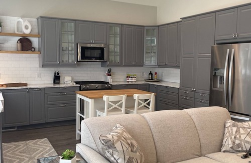 Columbia Heights House | Chic Chevy Chase Bungalow, Heart of UK, Easy Trip to Downtown!