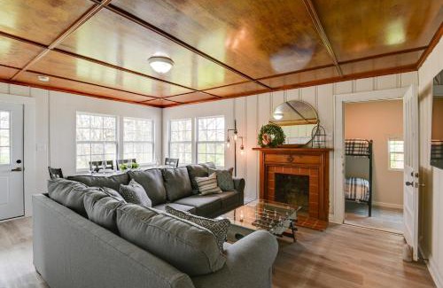 Columbia House | Chic Columbia Home Less Than 2 Mi to Historic Square!