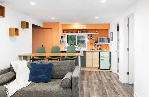 North Admiral Apartment | Chic & Cozy 2BR Walk to Ferry via Seattle & Dining Nearby
