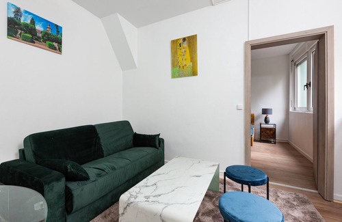 Mulhouse Apartment | Chic & cozy: 45m2 apartment with jacuzzi in historical center