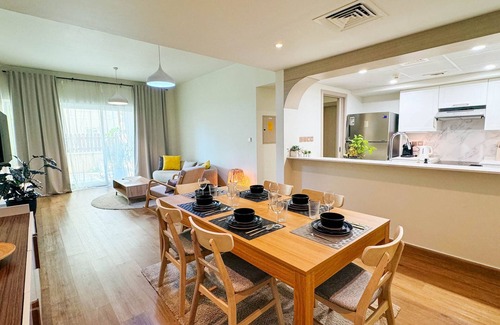 Deira Condo | Chic & Cozy: Comfortable 1-Bedroom Apartment in Dubai Greens - Prime Location!