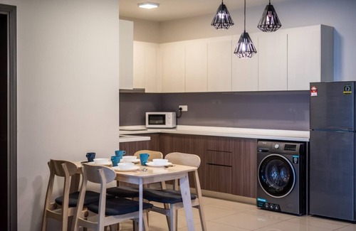 Central District Apartment | Chic & Cozy Stay at Suasana Suites JB