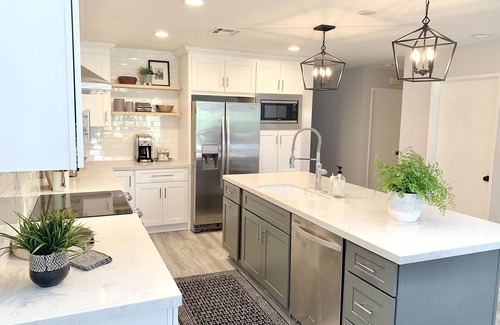 Palm Desert Condo | Chic Desert Modern Villa at Palm Valley CC! South Facing! Avail Jan-March 2026