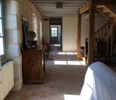 Villemort House | Chic, disconnected countryside