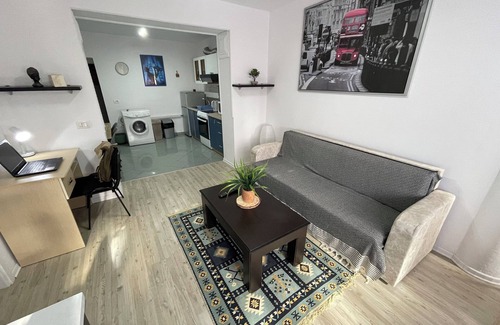 Tirana Apartment | Chic Downtown Boulevard apartment