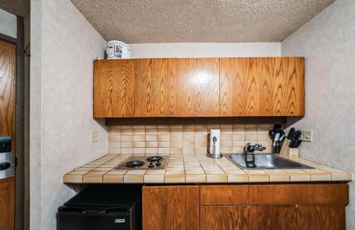 Downtown Honolulu Apartment | Chic DT Honolulu Executive Condo condo
