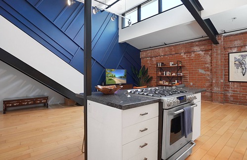 Little Tokyo Condo | Chic DTLA Arts District Loft