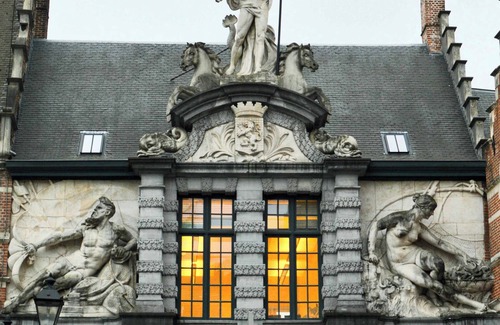 Ghent City Centre Apartment | Chic Duplex Studio with City Views Ghent