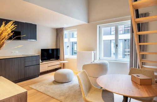 Ghent City Centre Apartment | Chic Duplex Studio with City Views Ghent