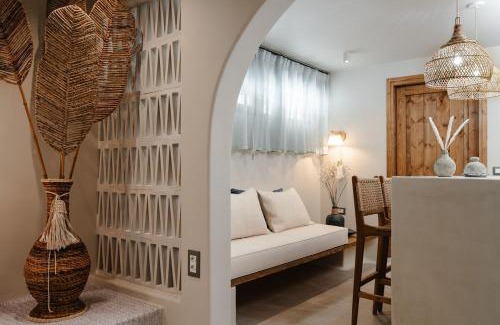 Old Town Naxos Apartment | Chic Elysium - Refuge