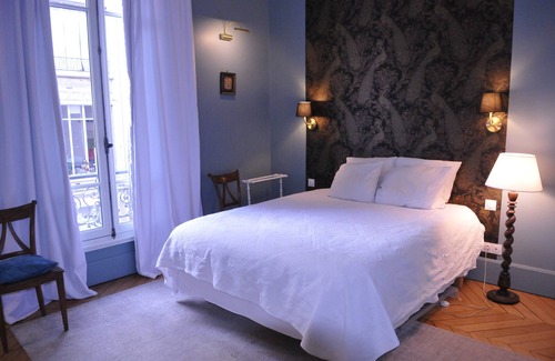 17th Arrondissement Apartment | Chic et Calme, un Appartement Typiquement Haussmannien, à 15 mn de L'etoile