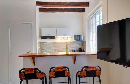 Old Town Apartment | Chic et Cosy - Arrivée Autonome