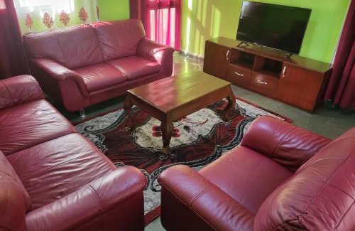 Yaounde Apartment | Chic et propre Mvan