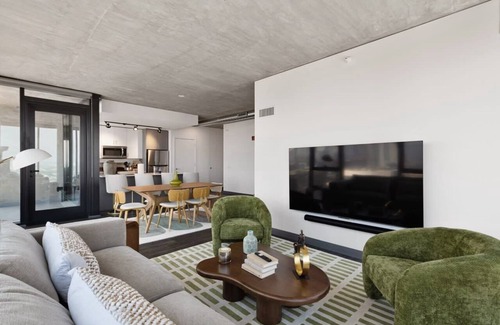 West Loop Apartment | Chic Fulton Market Oasis + Curated Comfort & Style
