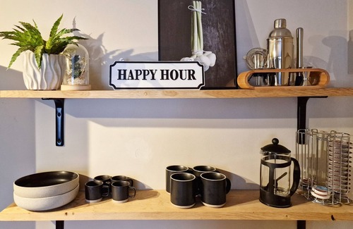 Clifton Apartment | Chic Garden Escape in Clifton