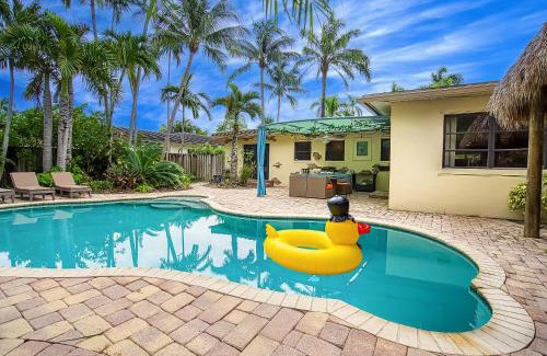 South Lake Villa | Chic Getaway With Heated Pool & Short Walk to Beach