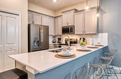 Four Corners Apartment | Chic Golf-View Condo - Simply Amazing