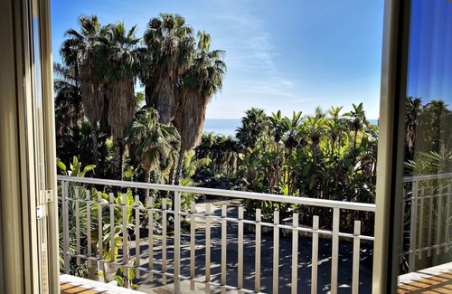 Aci Castello Apartment | Chic Great Seaview Aci Trezza Sicily Catania Etna