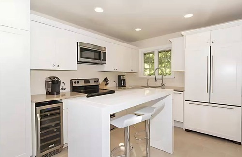 Northwest Harbor House | Chic Hamptons Getaway - Heated Pool, Hot Tub, Near Village & Beach