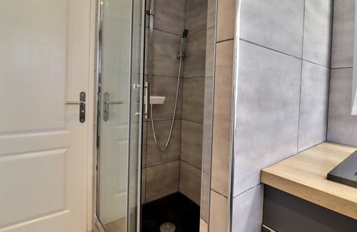 Troyes Apartment | Chic lair | Apartment Terrace Near shops